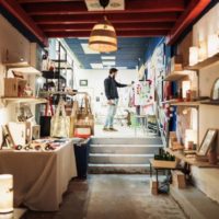 Intérieur de la boutique La Main Française à Limoges