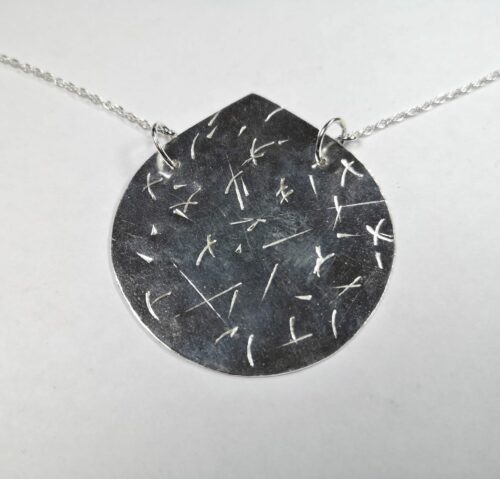 Collier poire à texture Bambou